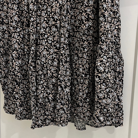 Aerie Black and White Floral Long Sleeve Dress - Picture 4 of 4